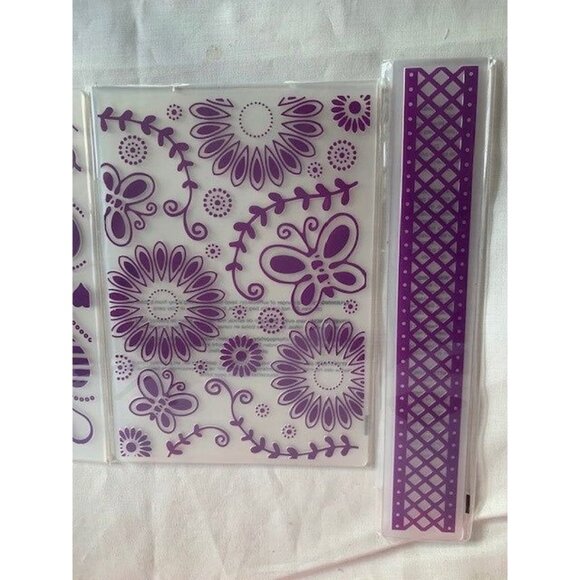 Crafters Companion Flower Hearts Embossing Folder and  Border Set - New - Picture 2 of 3